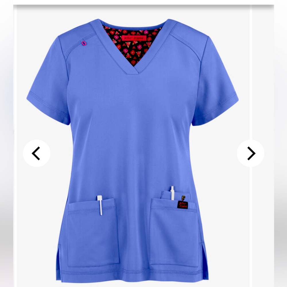 Betsey Johnson Freesia Women's 3-Pocket STRETCH V-Neck Scrub Top Large